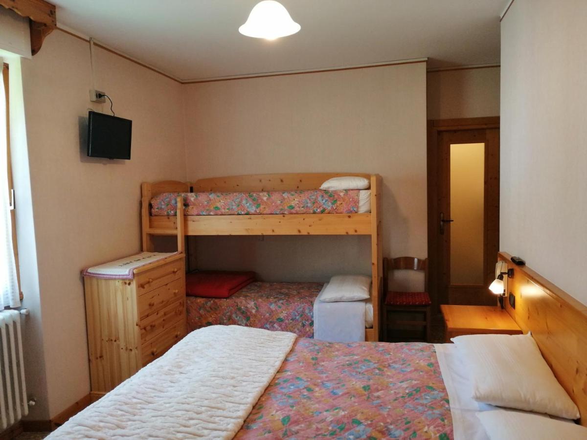 Hotel Zebrù Valfurva Buitenkant foto