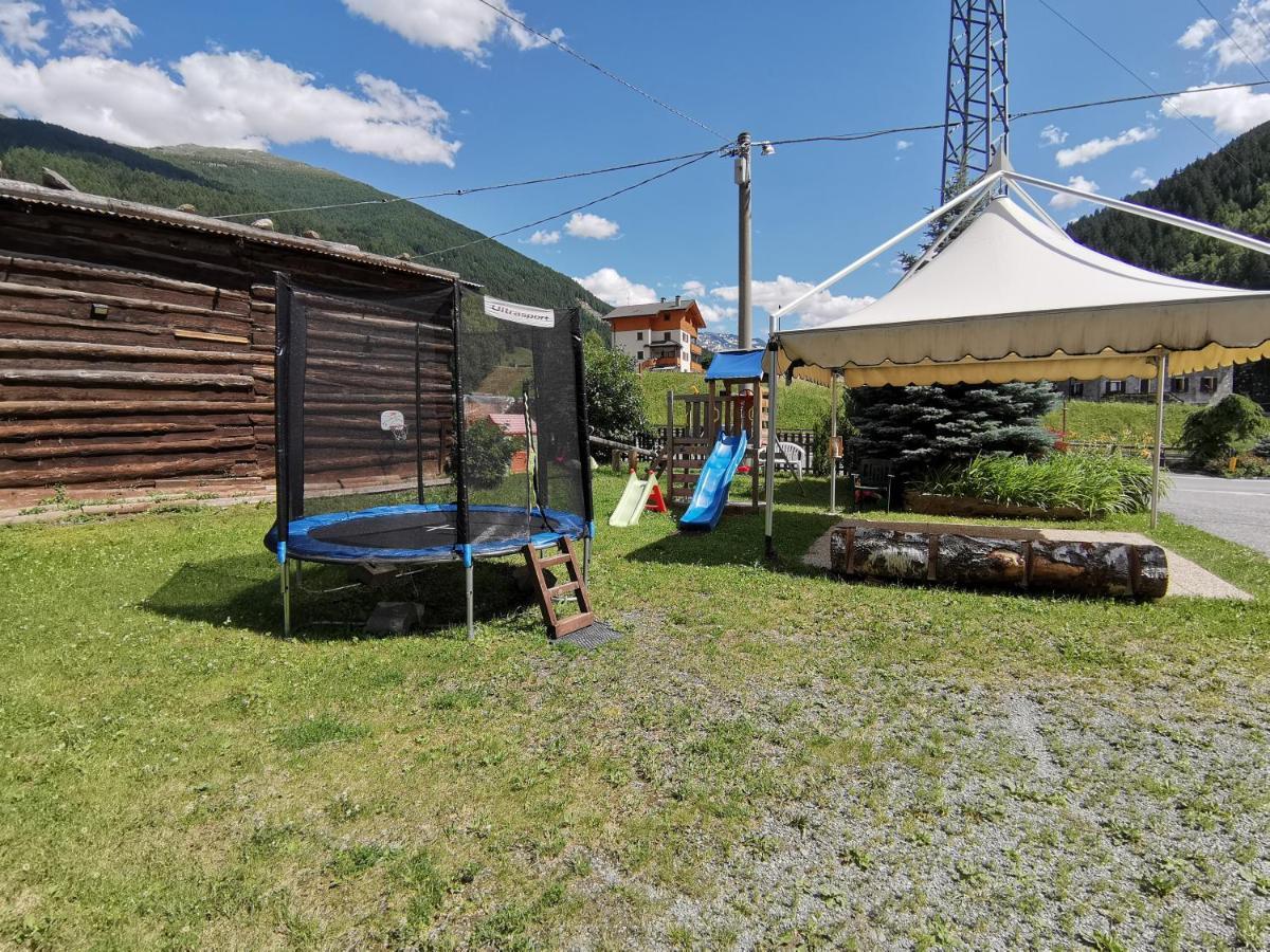 Hotel Zebrù Valfurva Buitenkant foto