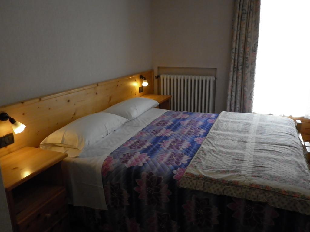 Hotel Zebrù Valfurva Kamer foto