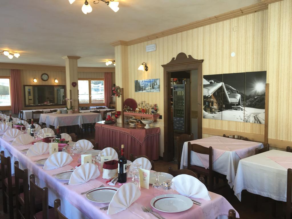 Hotel Zebrù Valfurva Buitenkant foto